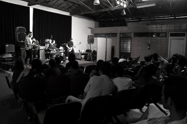 Instituto Acaia por Amanda Mont'Alvão