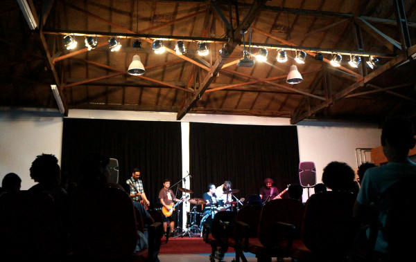 Instituto Acaia por Amanda Mont'Alvão