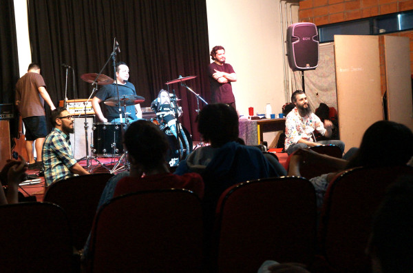 Instituto Acaia por Amanda Mont'Alvão