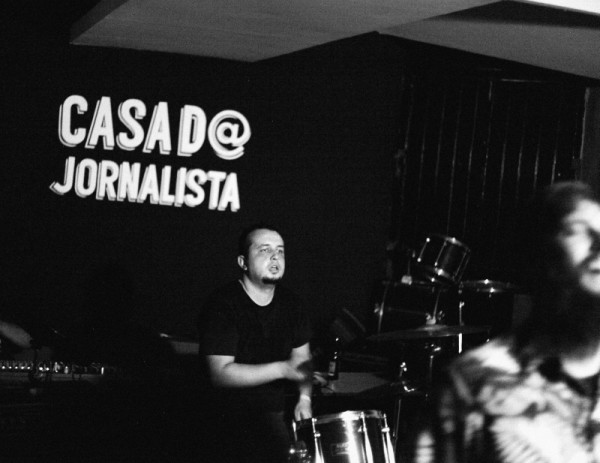 Exhale The Sound - por Vitor Jabour Cosse